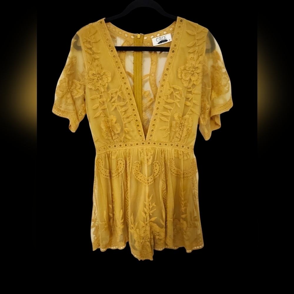 NWOT Cage M Mustard Lace Jumper
